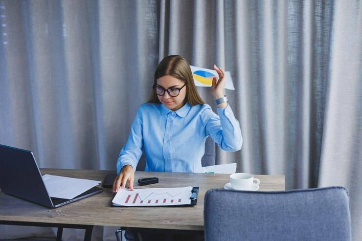 Работа секретаря и зарплата