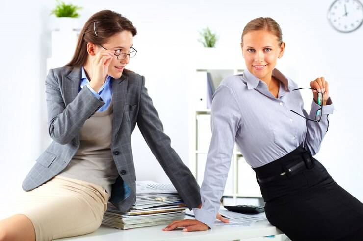 Разница между ассистентом и секретарём