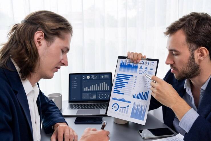 Разница между аналитиком данных и бизнес-аналитиком